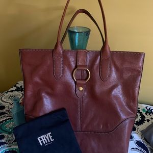 Beautiful FRYE purse